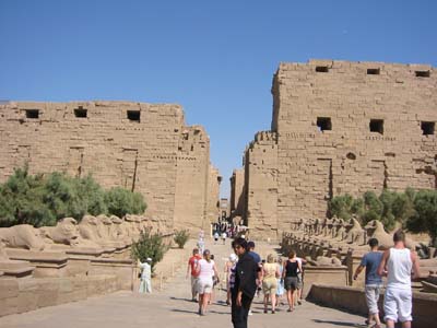 Utanför Karnaktemplet i Luxor